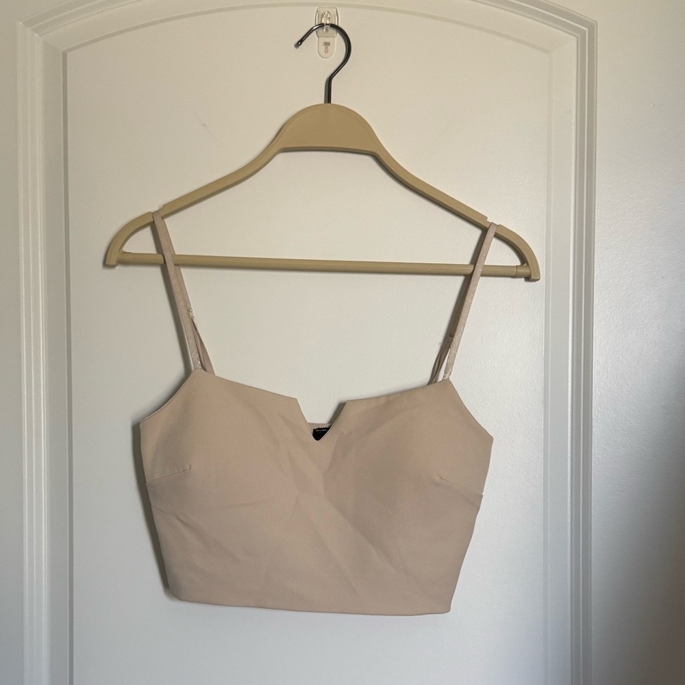 Venti6 Cream Off White V Nevk Adjustable Strap Stretchy Crop Top